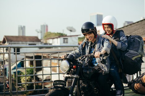 「卒業 ～Tell the World I Love You～」場面写真