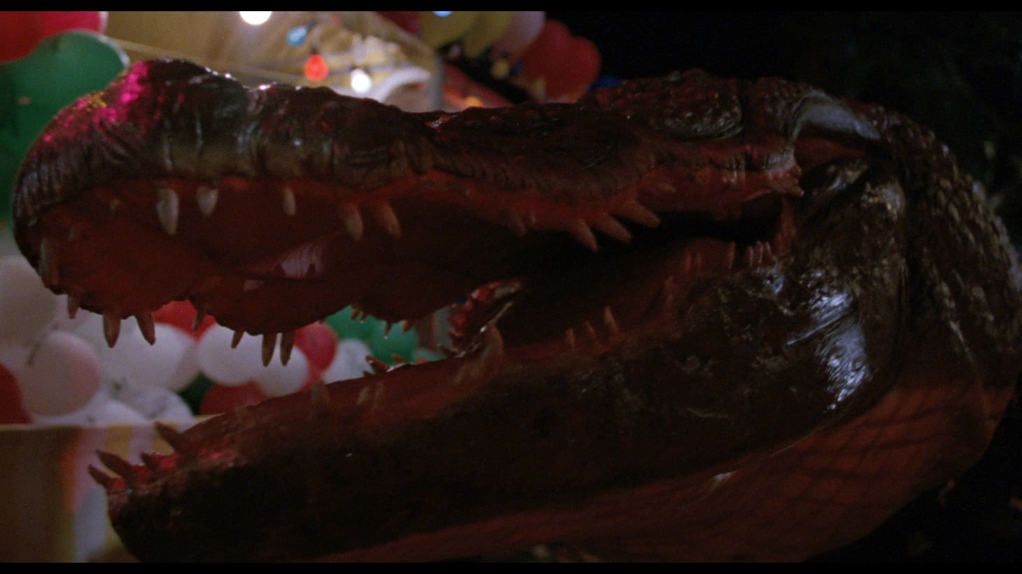 「アリゲーター2」場面写真 (c) 1990 Golden Hawk Entertainment, Ltd. All Rights Reserved.