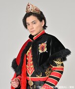 矢野聖人扮するラクレス・ハスティー。