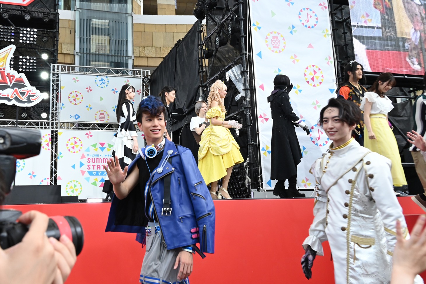 「仮面ライダーギーツ 4人のエースと黒狐」「王様戦隊キングオージャー アドベンチャー・ヘブン」公開直前スペシャルイベントの様子。