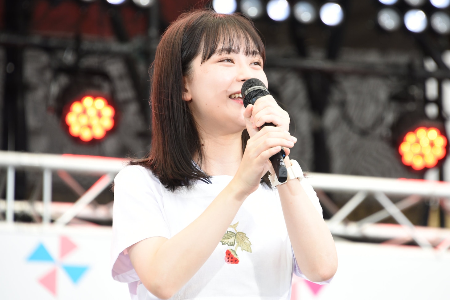 畑芽育