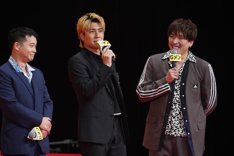 左から矢本悠馬、森本慎太郎、りんたろー。。