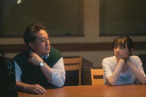 「almost people」場面写真