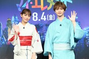 「マイ・エレメント」公開直前夏祭りイベントの様子。左から川口春奈、玉森裕太。