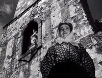 「糧なき土地」場面写真