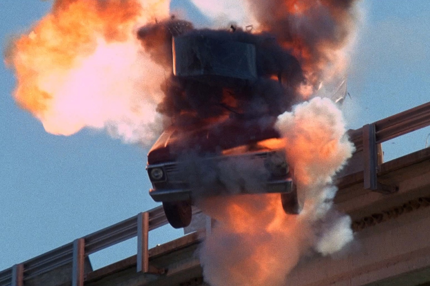 「悪魔の追跡」新場面写真