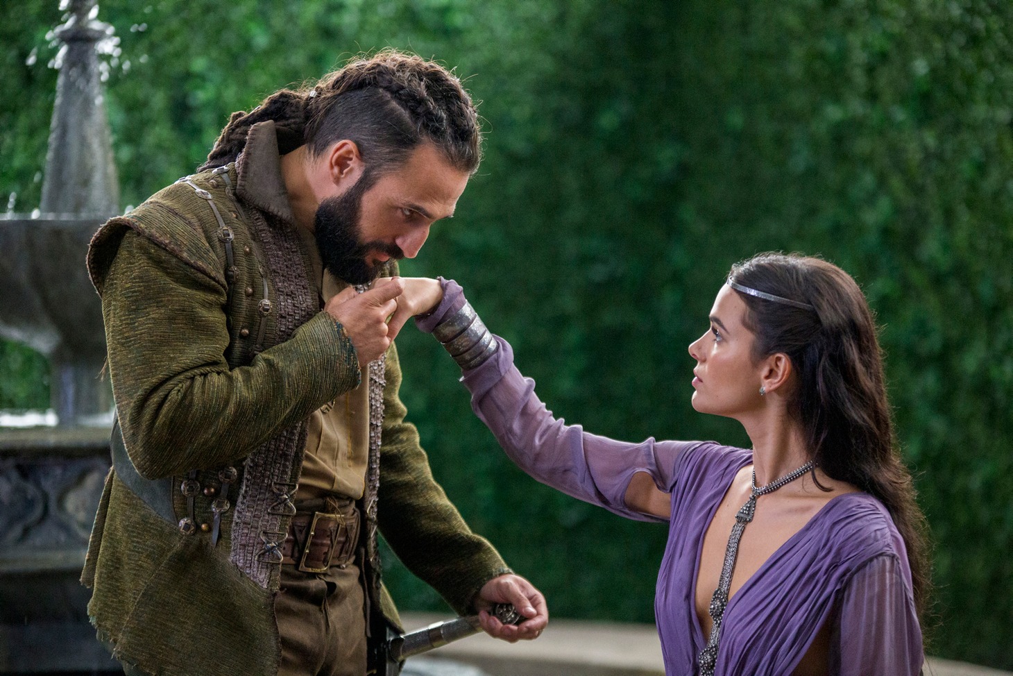 「ゴッド・セイヴ・ザ・キング ～王冠をかけた愛～」場面写真