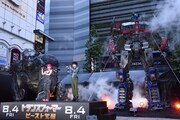 「トランスフォーマー/ビースト覚醒」等身大立像お披露目イベントの様子。
