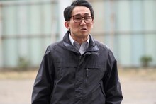 石戸役のじろう。