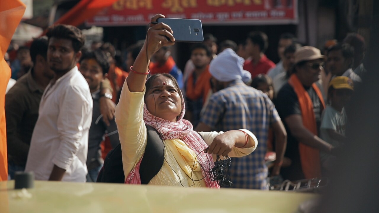 インド発ドキュメンタリー「燃えあがる女性記者たち」予告解禁、監督の来日も決定