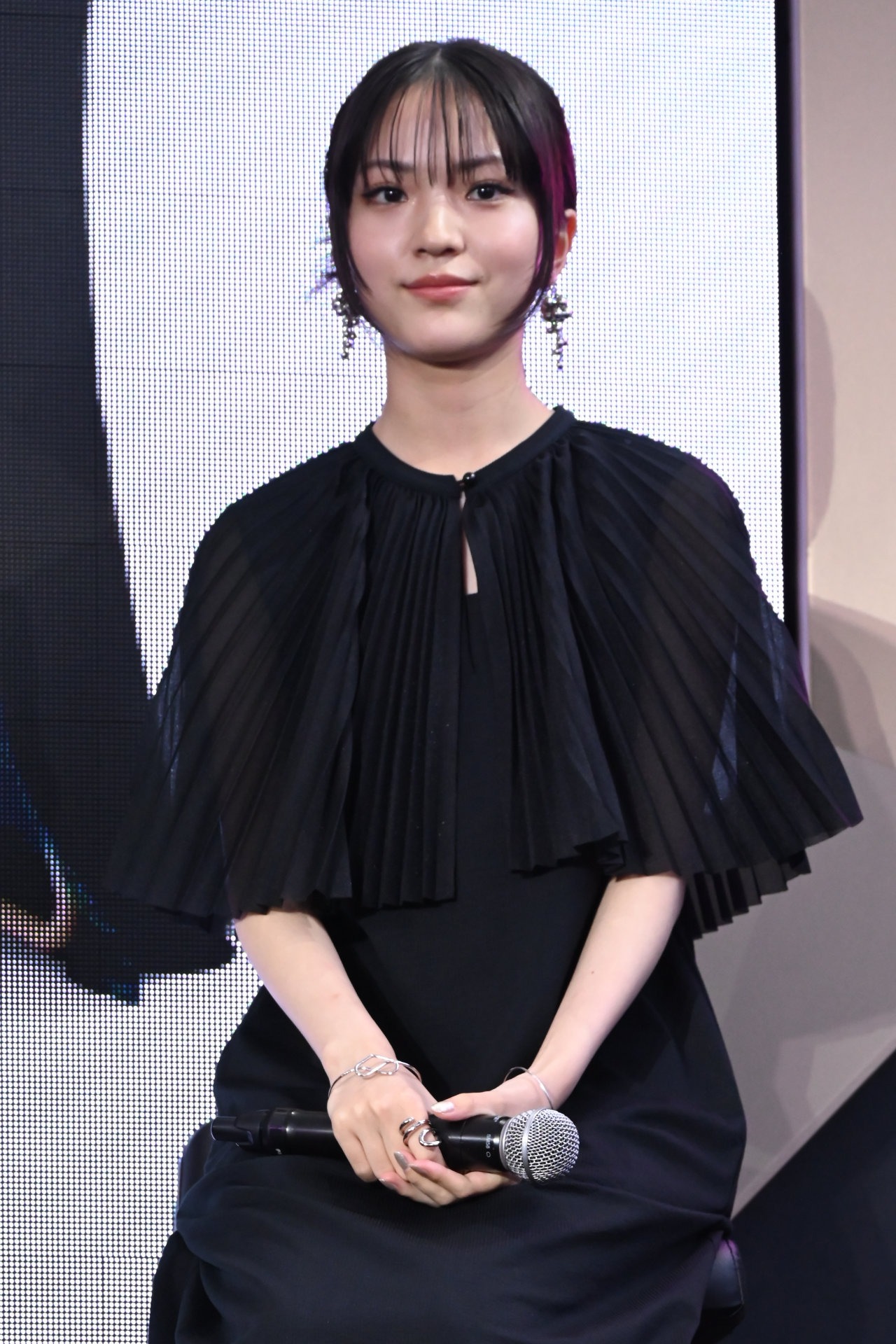 伊礼姫奈