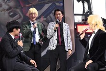 左から劇団ひとり、真空ジェシカ、MCのローランド。