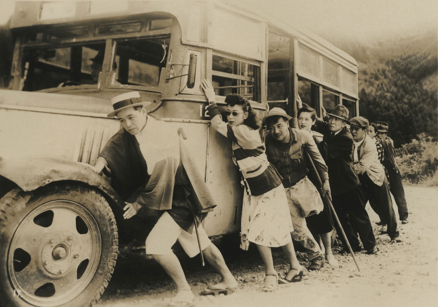 「明日は日本晴れ」場面写真