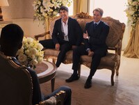 「赤と白とロイヤルブルー」場面写真