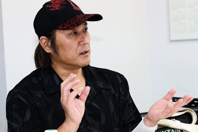 高岩成二