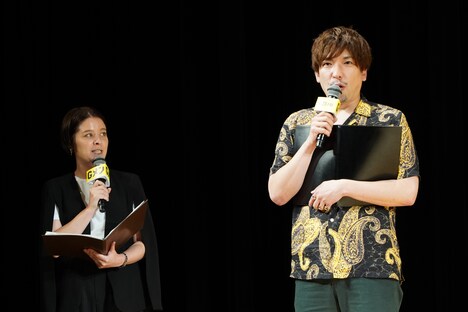 MCを務めた奥浜レイラ(左)とりんたろー。(右)。