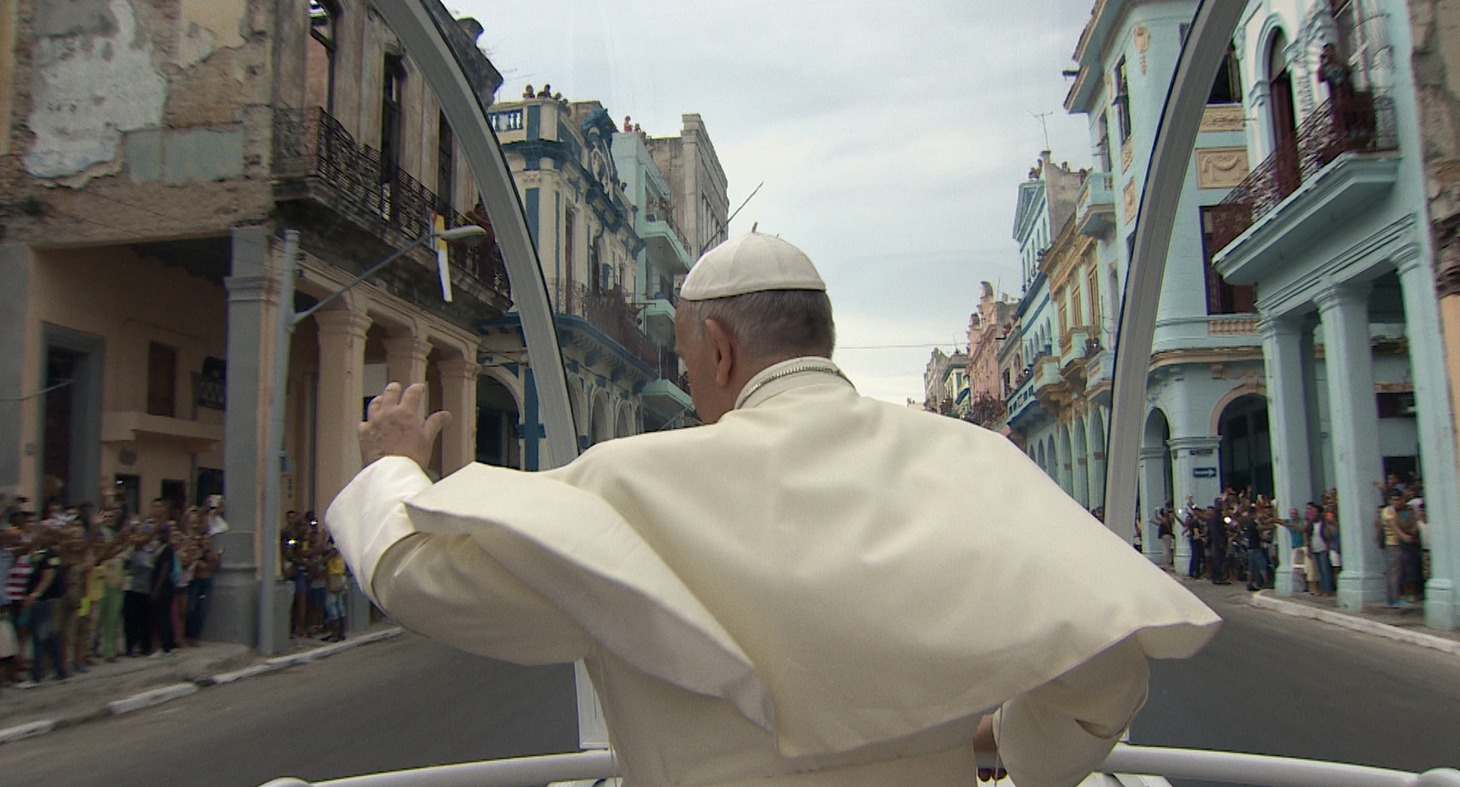 「旅するローマ教皇」新場面写真