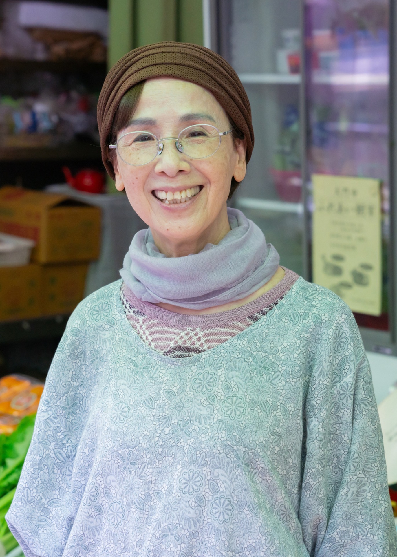 中條悦子を演じる松金よね子。
