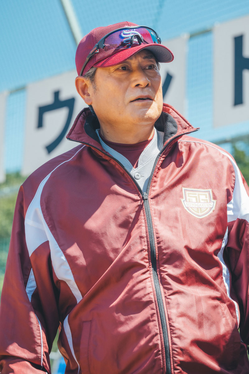 松平健演じる賀門英助。