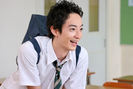 濱正悟演じる健人。