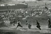 「鉛筆と銃 長倉洋海の眸」場面写真