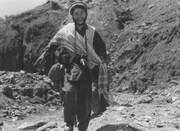 「鉛筆と銃 長倉洋海の眸」場面写真