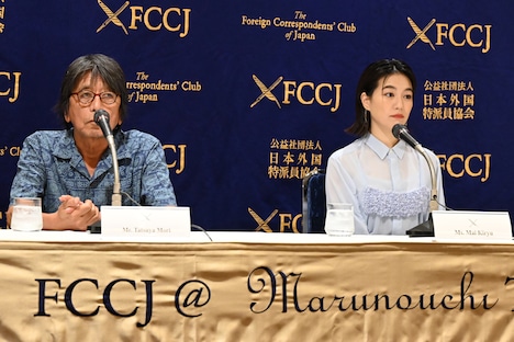 左から森達也、木竜麻生。