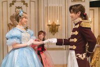 「赤ずきん、旅の途中で死体と出会う。」場面写真