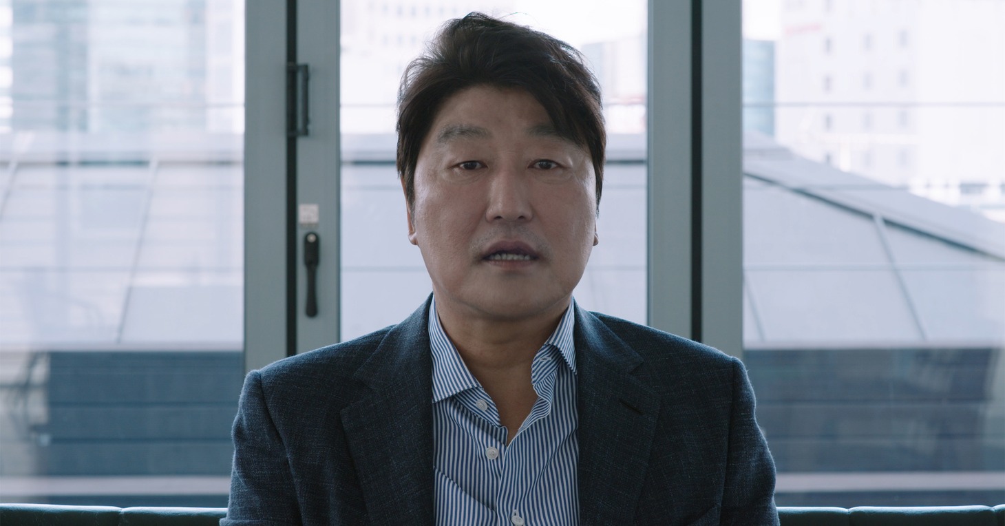 「イ・チャンドン アイロニーの芸術」より、ソン・ガンホ。(c)MOVIE DA PRODUCTIONS & PINEHOUSE FILM CO., LTD., 2022