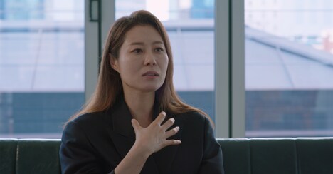 「イ・チャンドン アイロニーの芸術」より、ムン・ソリ。(c)MOVIE DA PRODUCTIONS & PINEHOUSE FILM CO., LTD., 2022