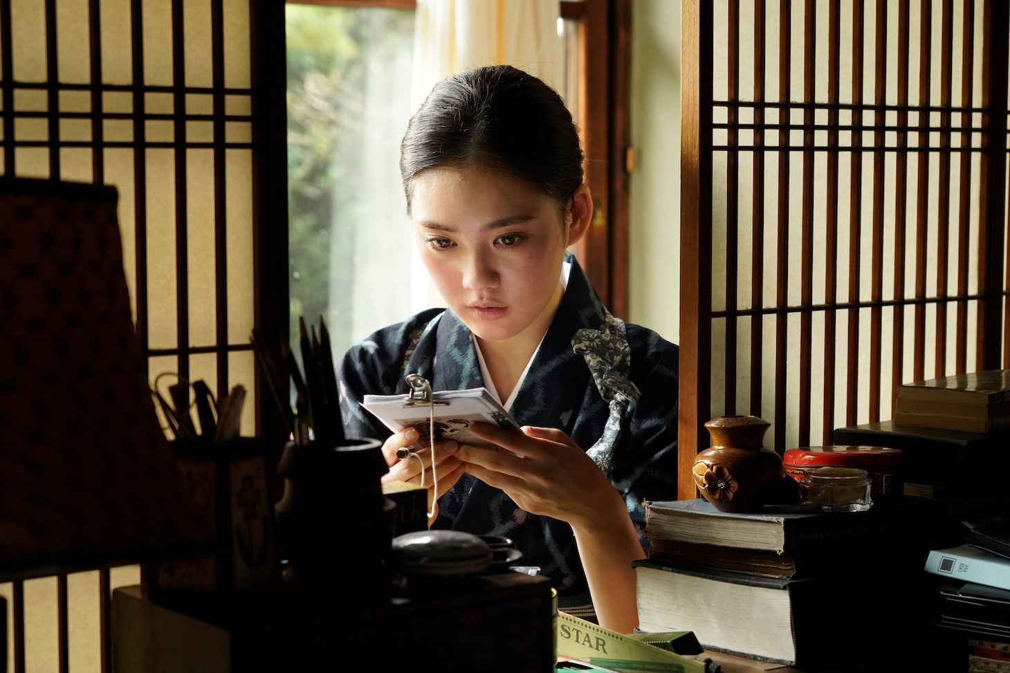 「春画先生」新場面写真