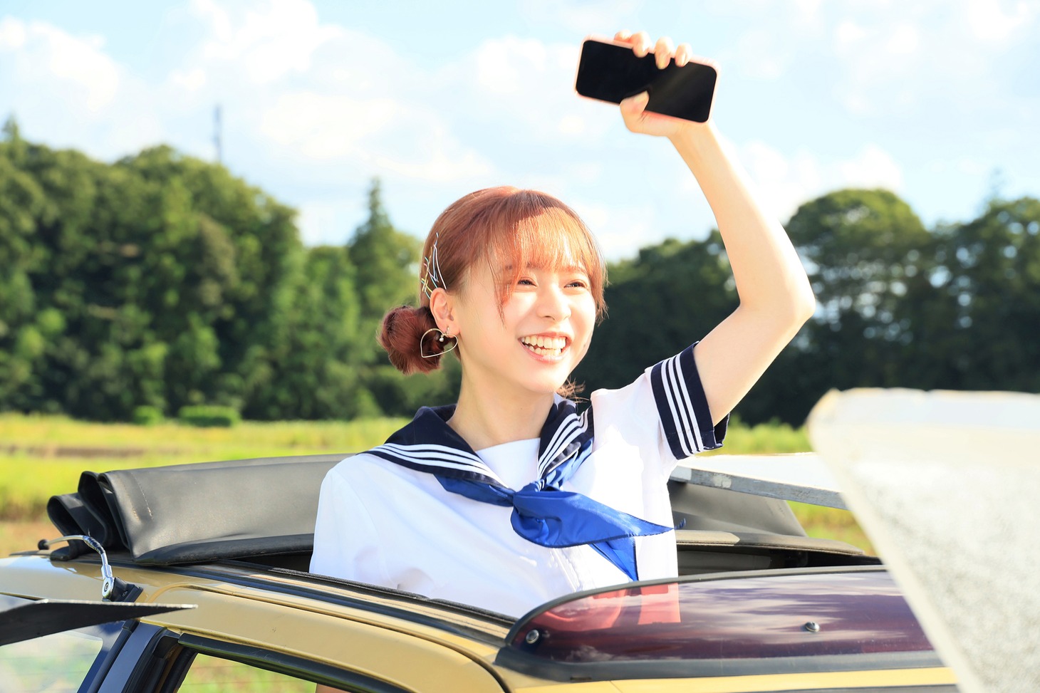 倉野尾成美演じる玲奈。