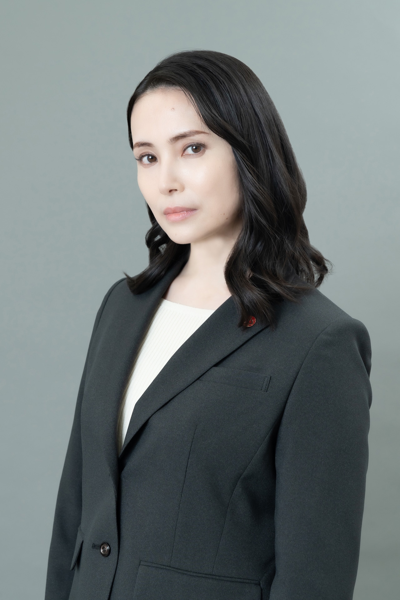 美村里江 