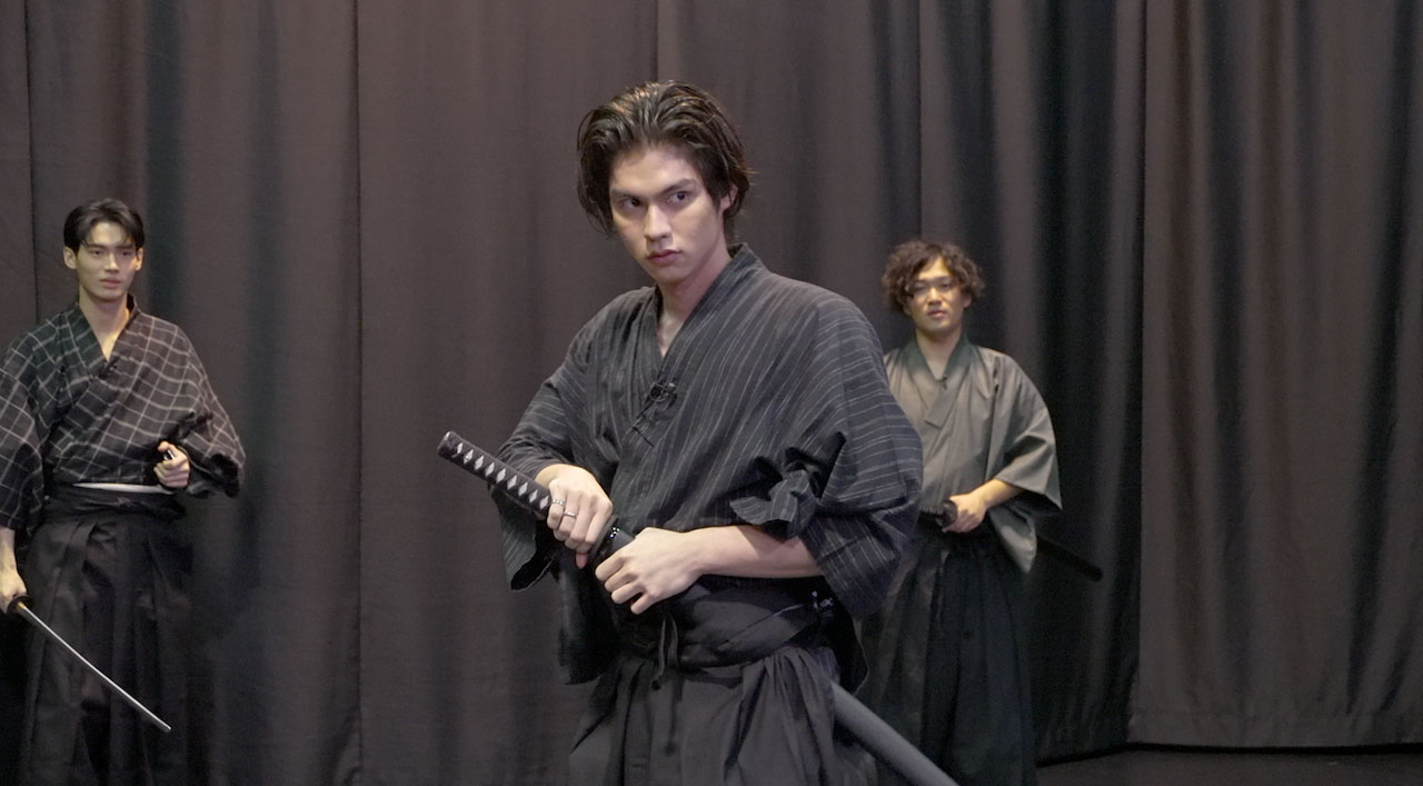 「Bright & Win Samurai Sword」より。