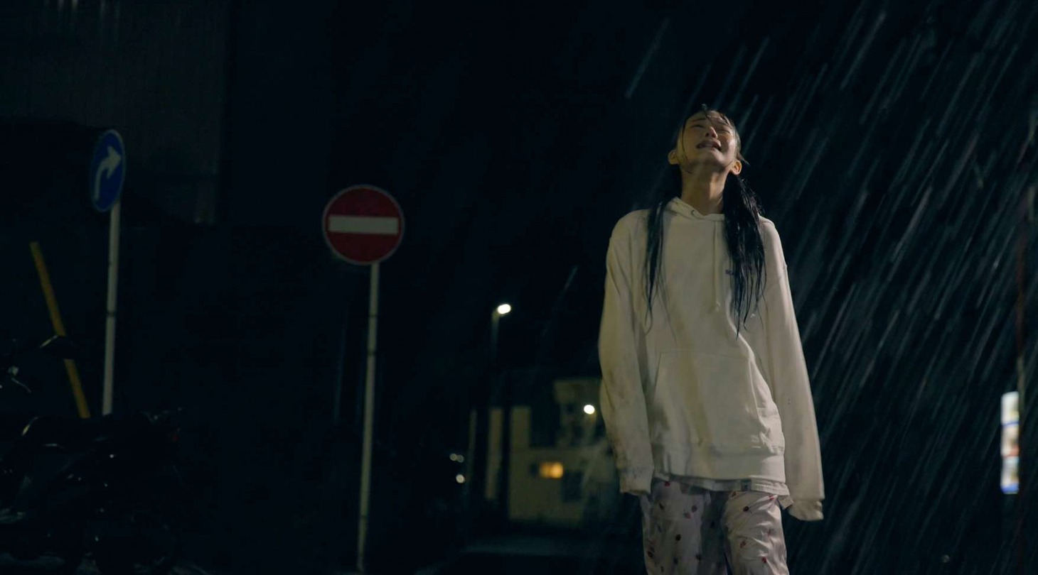 「近くて遠い親子」場面写真