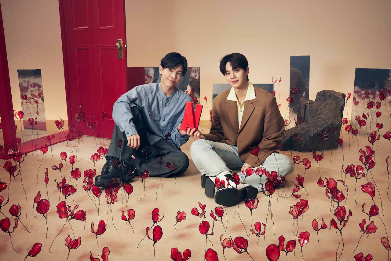 岩田剛典×ソン・ガンのSP対談全容が公開、もしも2人が共演するなら？笑い合う姿も