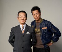 左から杉下右京役の水谷豊、亀山薫役の寺脇康文。