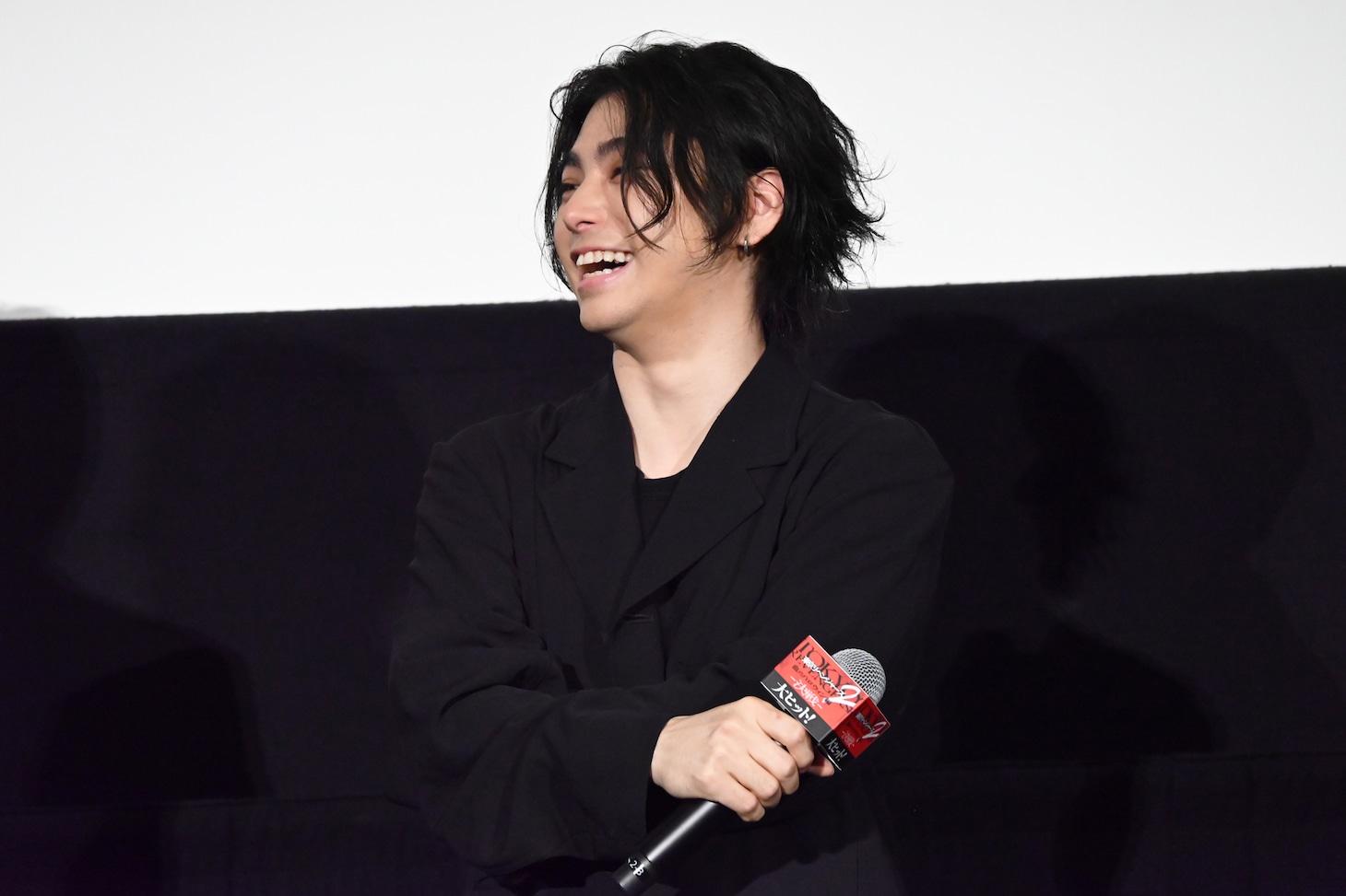 村上虹郎