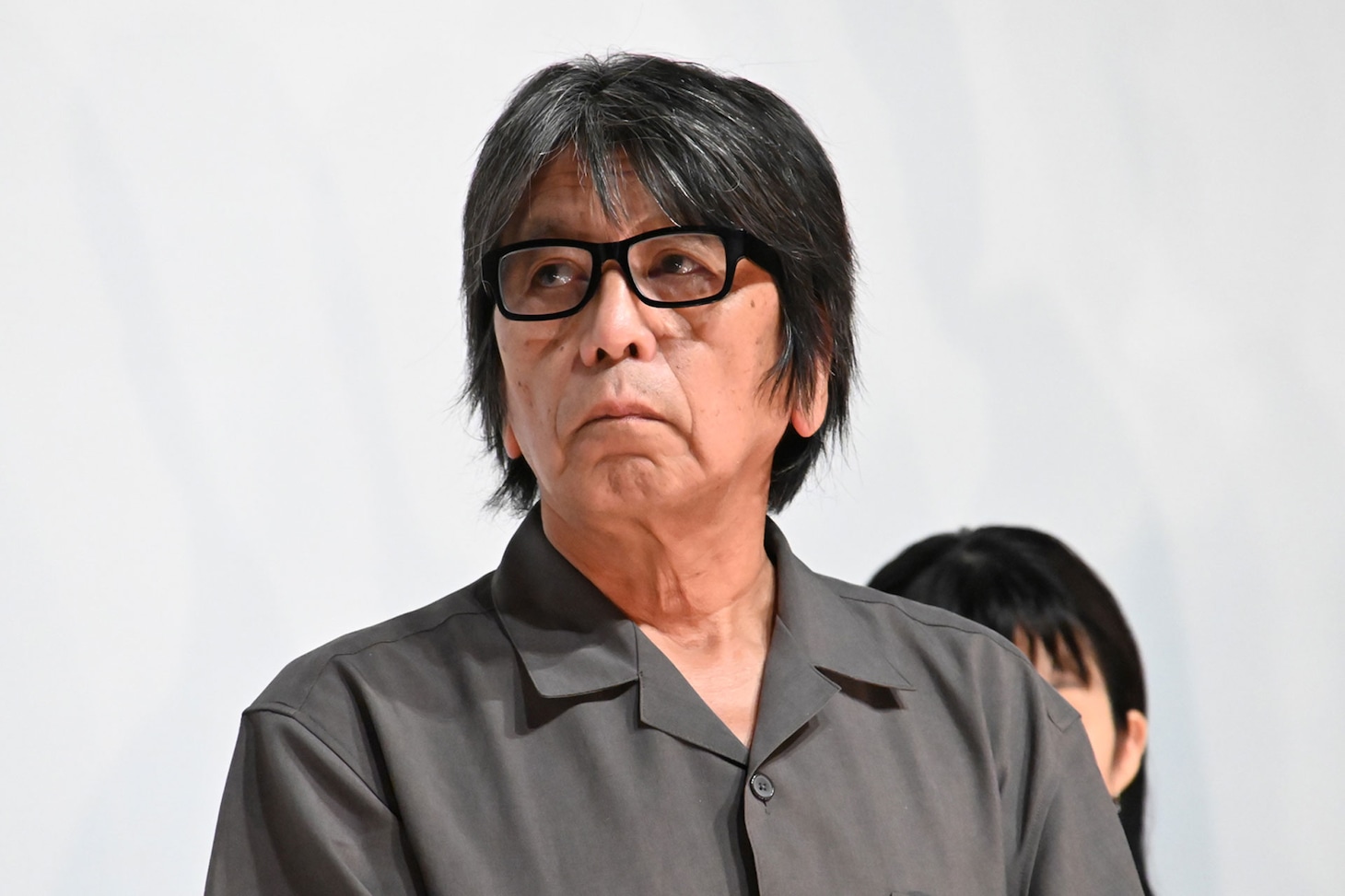 森達也