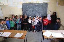 「鉛筆と銃 長倉洋海の眸」新場面写真