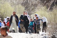 「鉛筆と銃 長倉洋海の眸」新場面写真