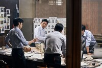 「極限境界線 救出までの18日間」場面写真