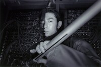 「ELECTRIC DRAGON 80000V」場面写真 (c) 2001 WOWOW/Odessa Entertainment/Hakuhodo DY Music & Picture