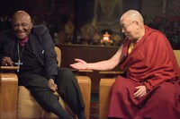 「ミッション・ジョイ ～困難な時に幸せを見出す方法～」場面写真