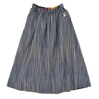 「ティム・バートン ナイトメアー・ビフォア・クリスマス」公開30周年コレクション リバーシブルスカート（税込7260円）