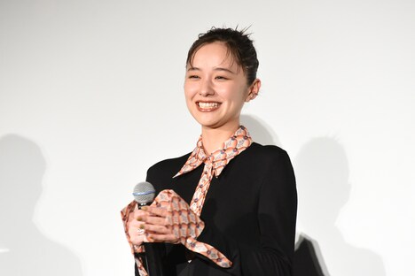 堀田真由