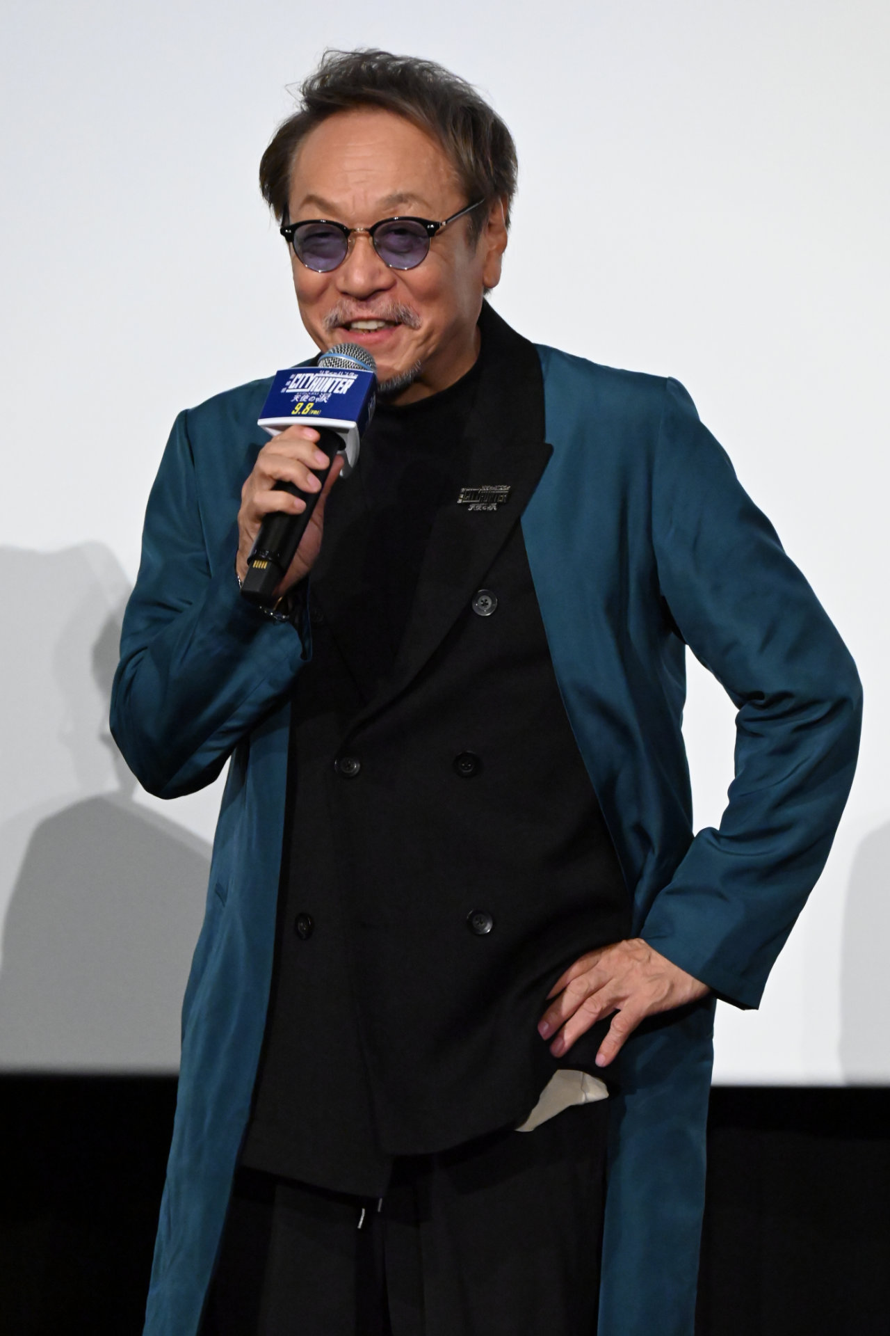 堀内賢雄