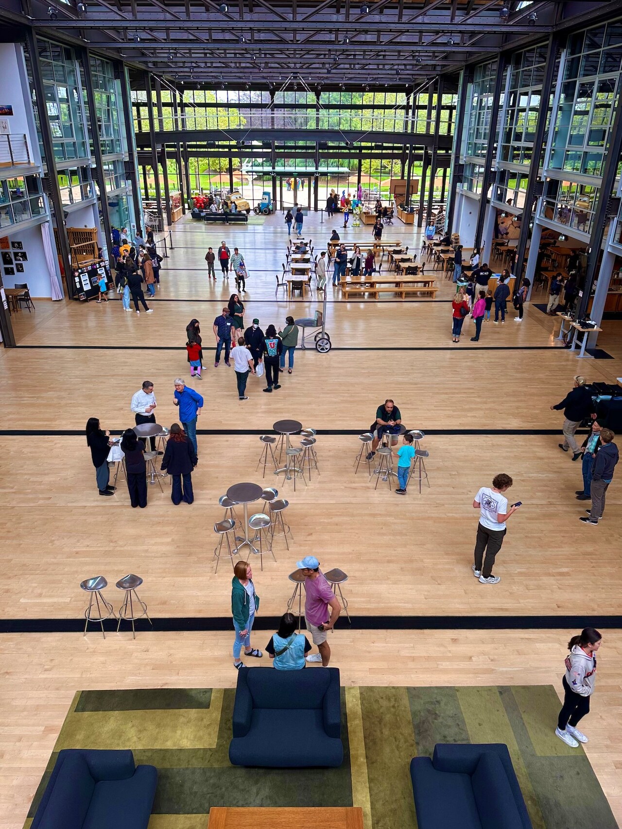 ピクサー・アニメーション・スタジオの中心部にある吹き抜けのスペース。