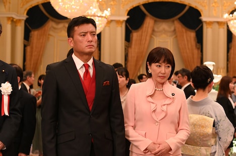 「連続ドラマW フィクサー」Season3の場面写真。