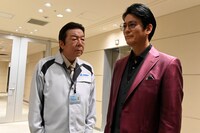 「連続ドラマW フィクサー」Season3の場面写真。